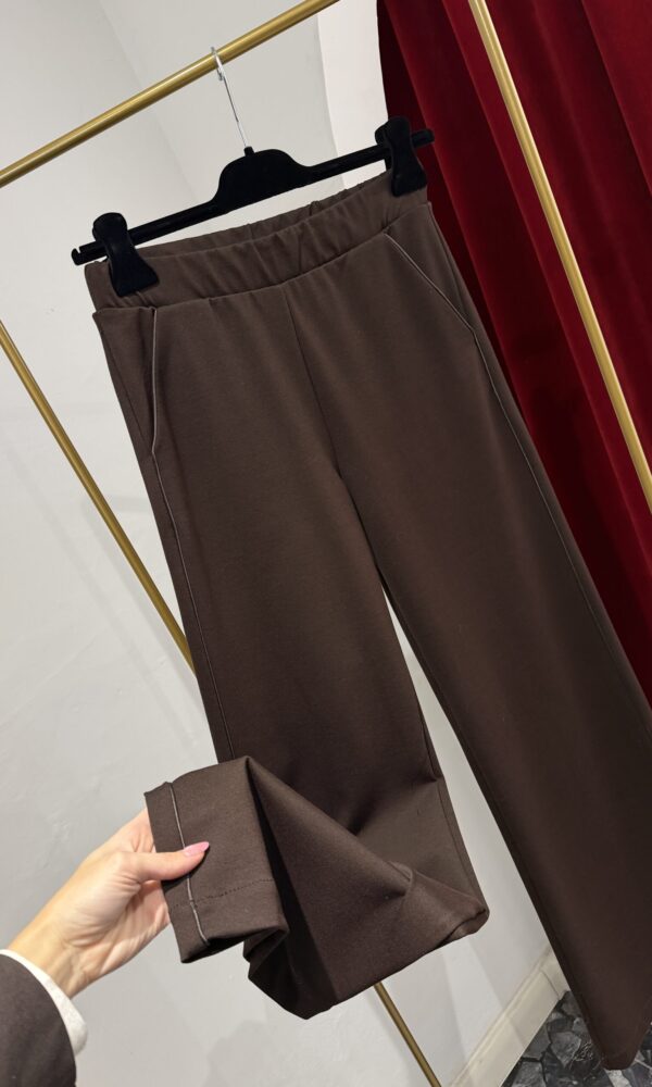 Pantalone marrone Essential in punto milano