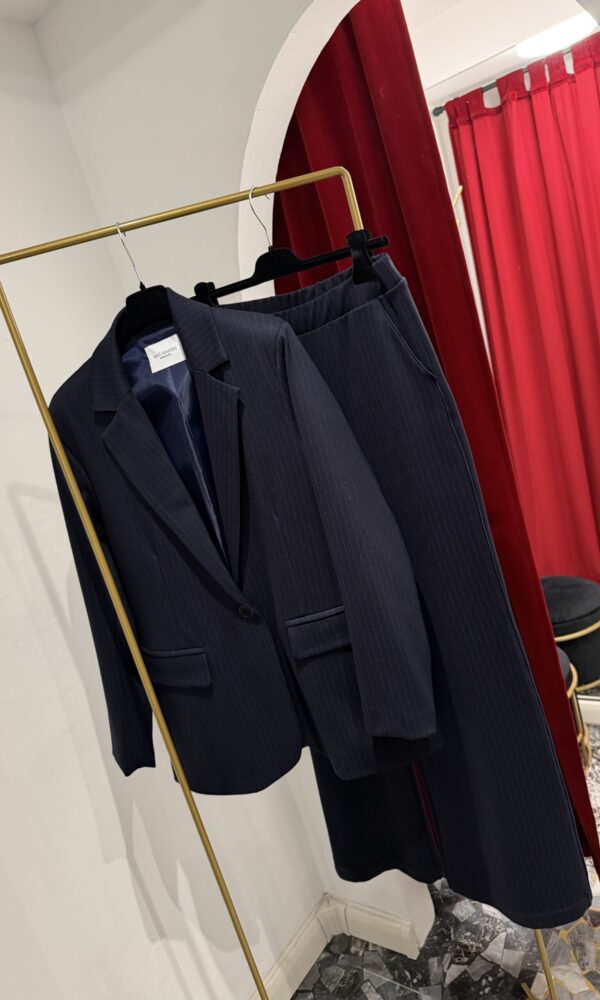 Pantalone blu gessata Essential in punto milano - immagine 5