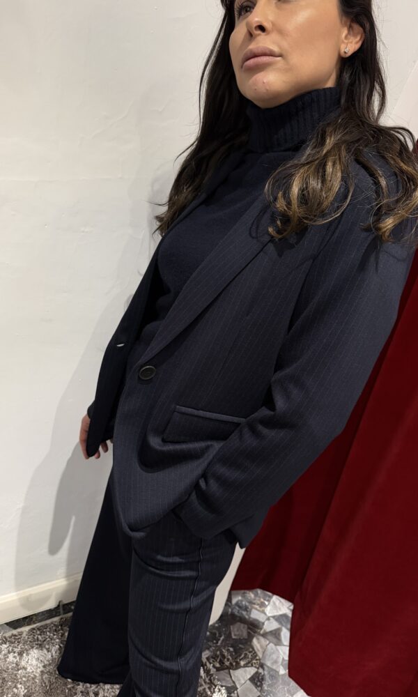 Blazer blu gessato Essential in punto milano