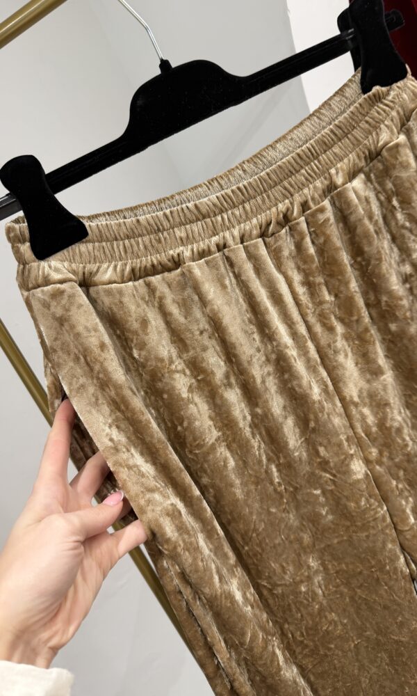 Set coordinato gold in ciniglia felpa e pantalone - immagine 7