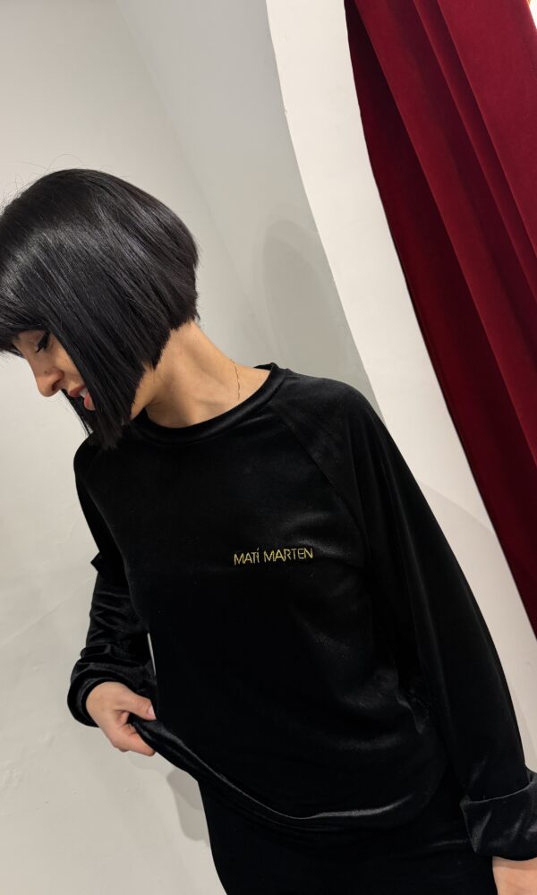 Set coordinato black in ciniglia felpa e pantalone - immagine 3