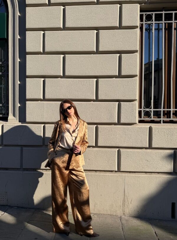 Completo gold Blazer e Pantalone - immagine 3
