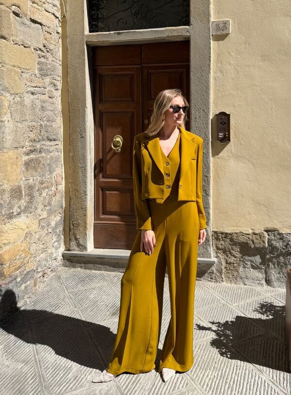 Blazer Crop Senape “Aura” - immagine 2