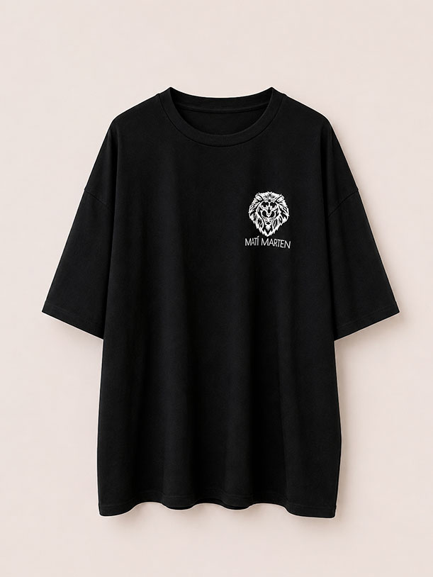 T-shirt basica nera con ricamo logo